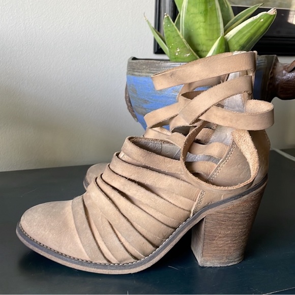Free People Shoes - Free people 38